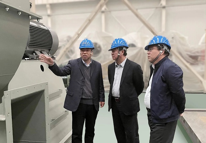 現(xiàn)場介紹三元流風機產(chǎn)品